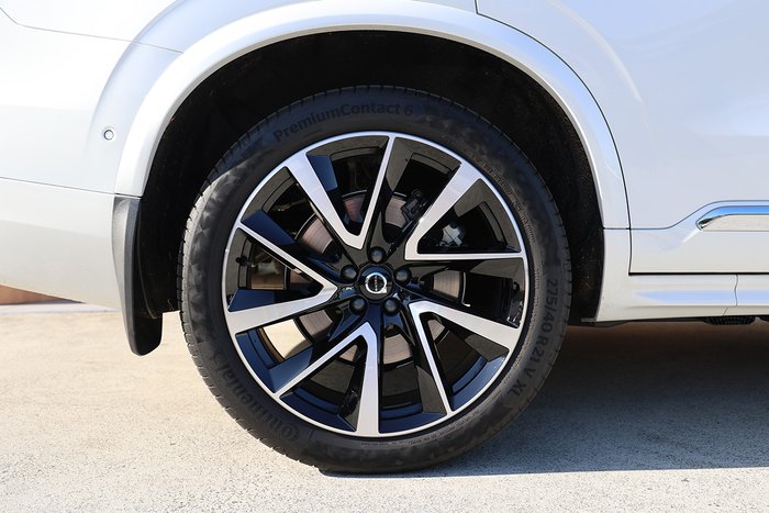 2023 Volvo XC90 Ultimate B5 Bright