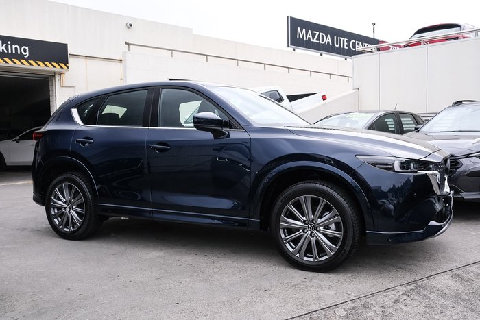 2025 Mazda CX-5 G35 Akera