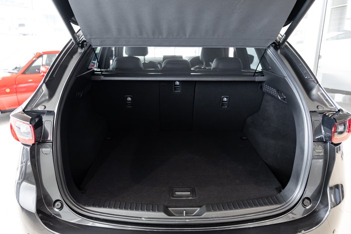 2025 Mazda CX-5 G25 Akera