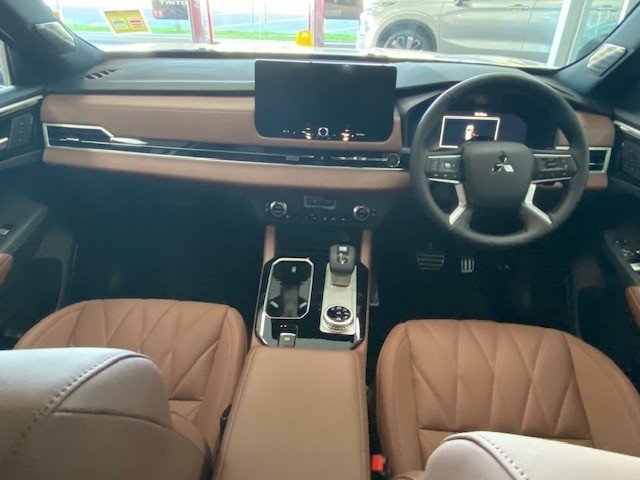2025 MITSUBISHI Outlander EXCEED TOURER