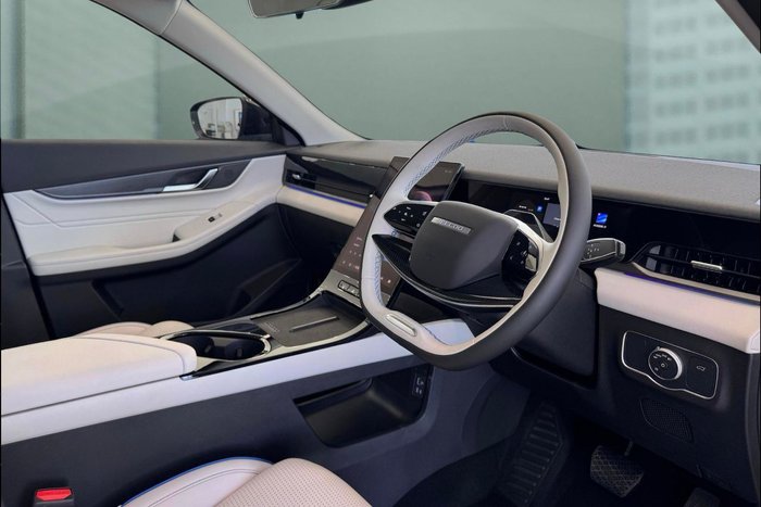 2025 Jaecoo J5 EV Summit