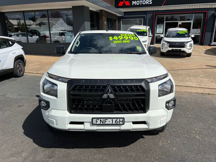 2024 MITSUBISHI TRITON GLX-R