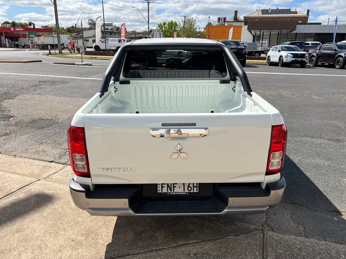 2024 MITSUBISHI TRITON GLX-R