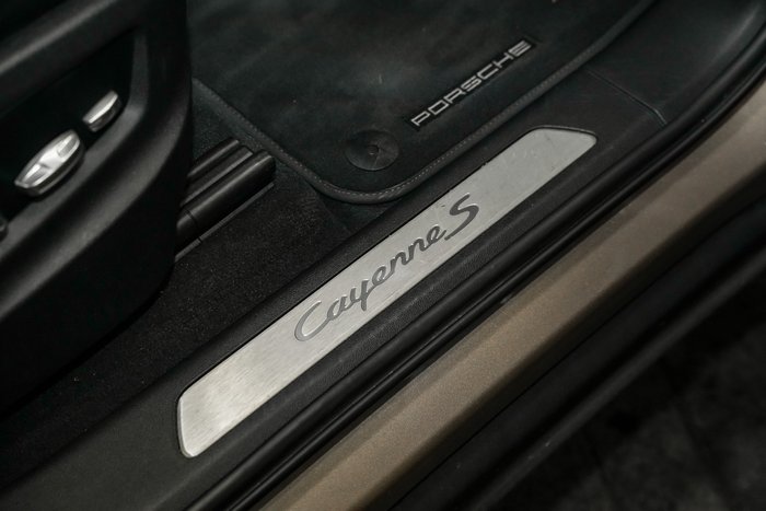 2018 Porsche Cayenne S
