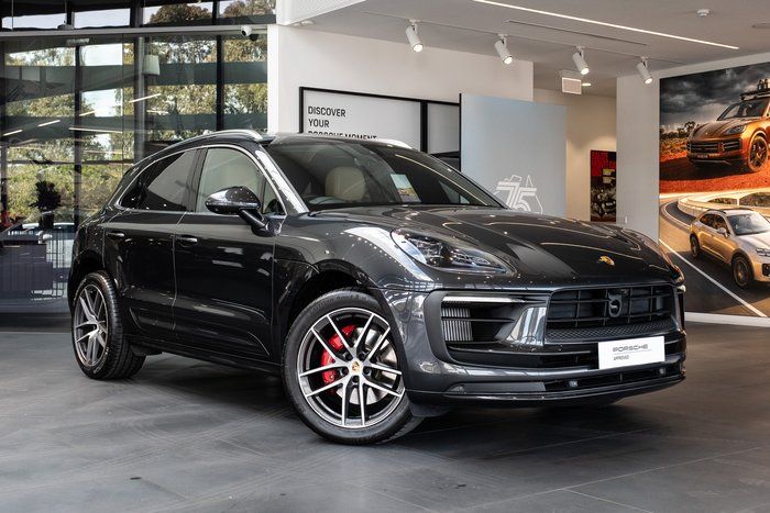 2023 Porsche Macan