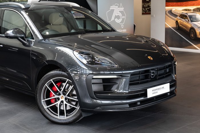 2023 Porsche Macan S