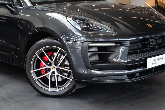 2023 Porsche Macan S