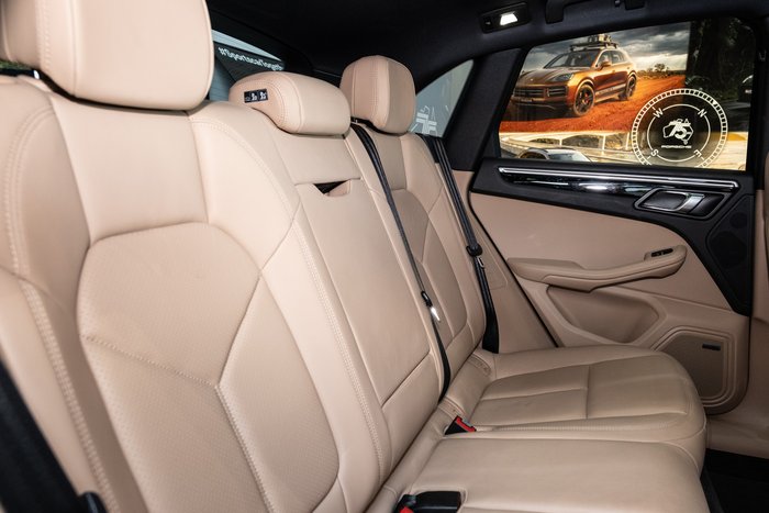 2023 Porsche Macan S