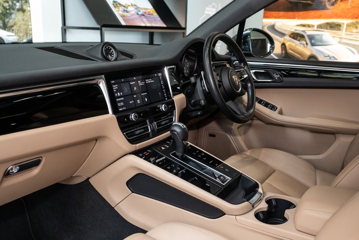 2023 Porsche Macan S