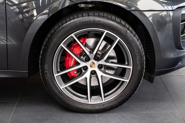 2023 Porsche Macan S