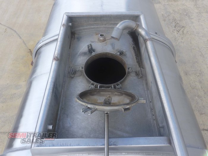 2001 Custom 4,000 Litre Aluminium Dog Tanker