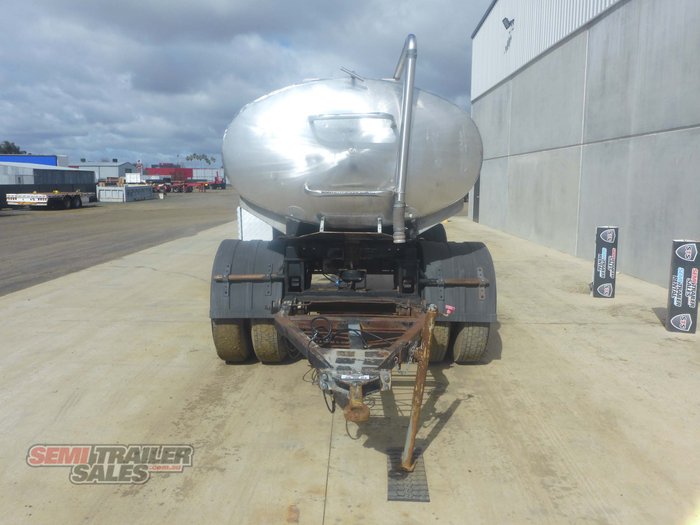 2001 Custom 4,000 Litre Aluminium Dog Tanker
