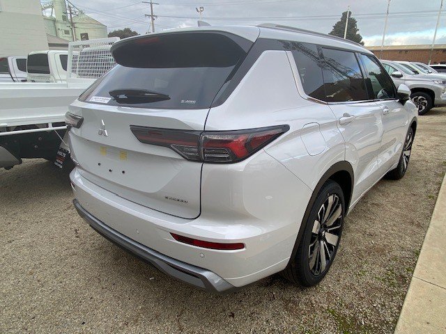 2025 MITSUBISHI Outlander EXCEED