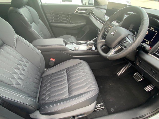 2025 MITSUBISHI Outlander EXCEED