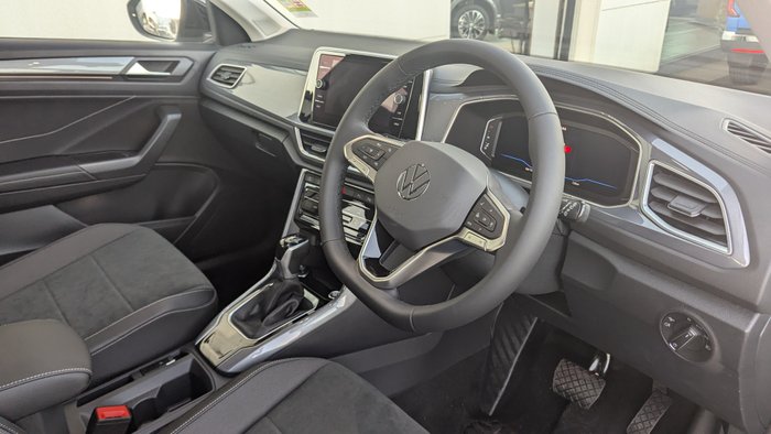 2025 VOLKSWAGEN T-ROC STYLE