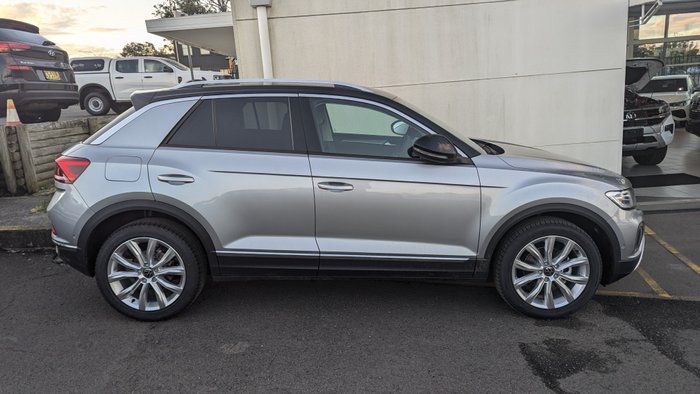 2025 VOLKSWAGEN T-ROC STYLE