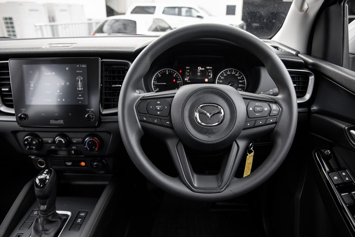 2025 Mazda BT-50 XS
