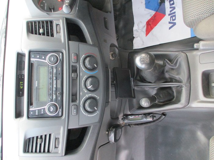 2012 Toyota Hilux SR KUN26R MY12 White