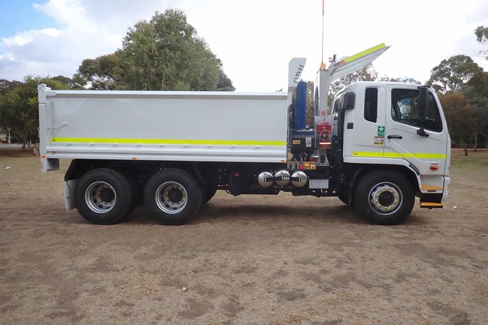 2025 FUSO FIGHTER 2427 6X4