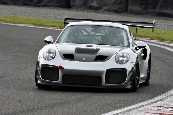 2019 Porsche GT2 RS