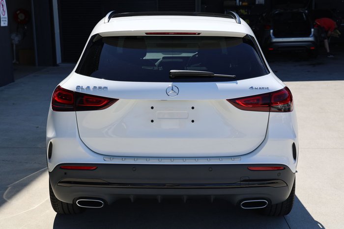 2020 MERCEDES-BENZ GLA 250 4MATIC