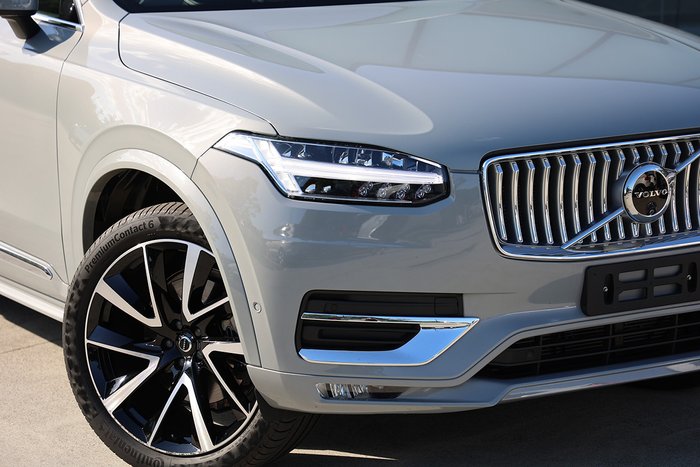 2023 Volvo XC90 Ultimate B6 Bright