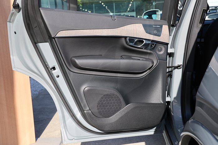 2023 Volvo XC90 Ultimate B6 Bright