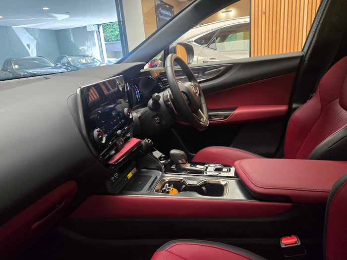 2023 Lexus NX350H Luxury 2.5L Hybrid Auto CVT Wagon