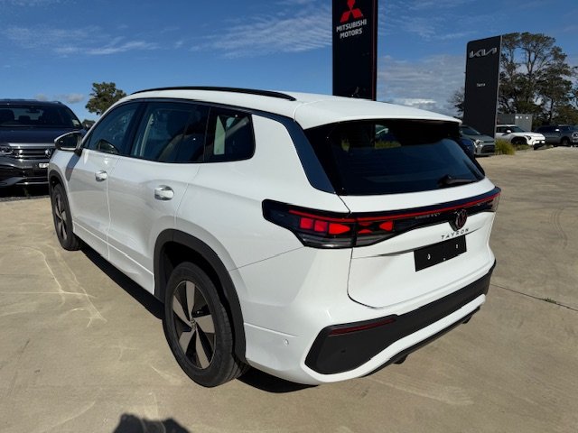 2025 VOLKSWAGEN TAYRON LIFE