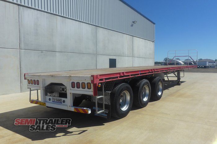 2002 Krueger 22 Pallet Flat Top 