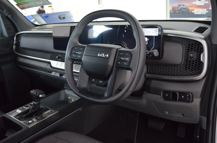 2025 KIA TASMAN S