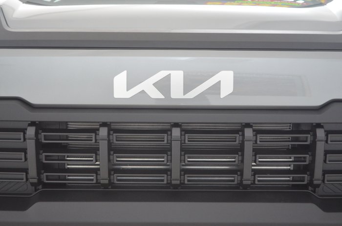 2025 KIA TASMAN S