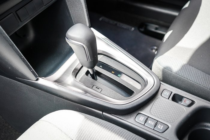 2025 Toyota Yaris Cross Hybrid GXL