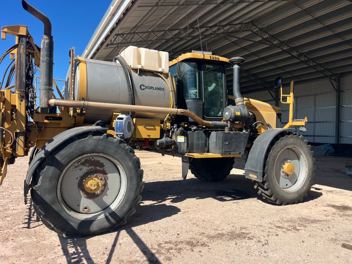 2010 ROGATOR 1396