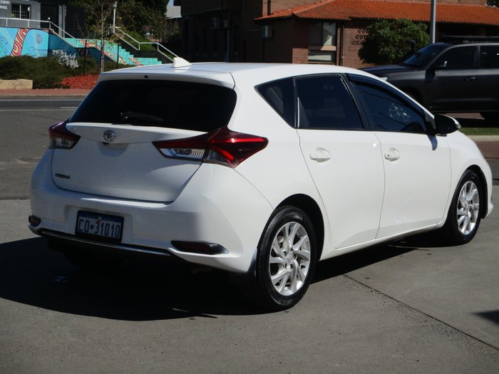 2017 Toyota Corolla Ascent Sport ZRE182R White