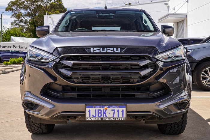 2022 Isuzu MU-X LS-M