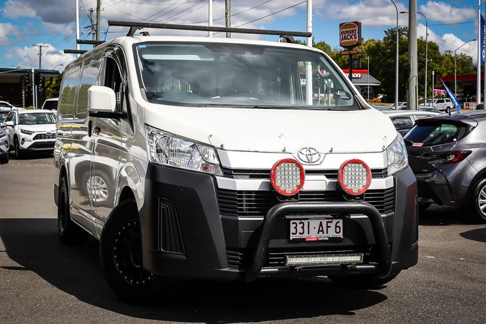 2020 Toyota HIACE LWB