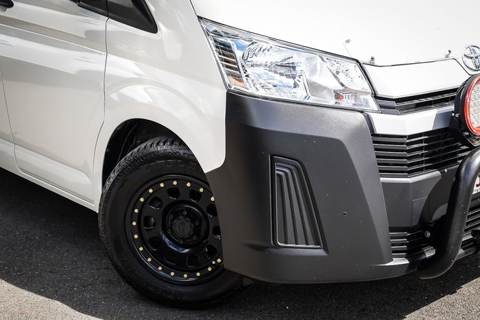 2020 Toyota HIACE LWB