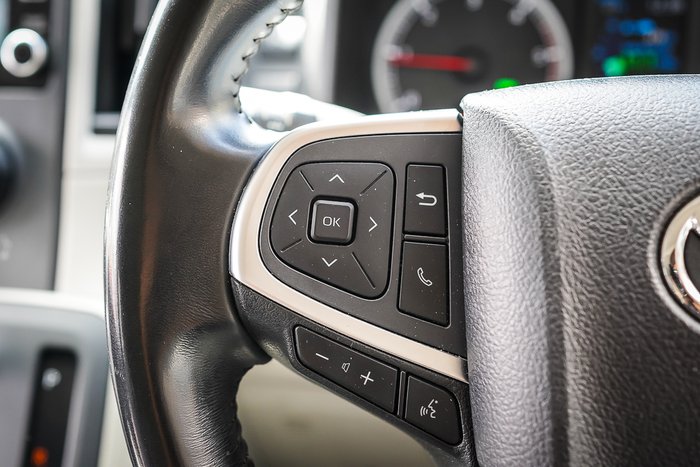 2020 Toyota HIACE LWB