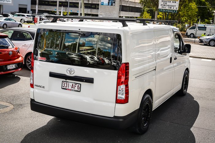 2020 Toyota HIACE LWB