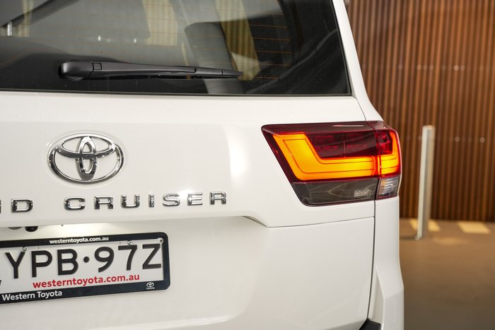 2025 Toyota Landcruiser GX