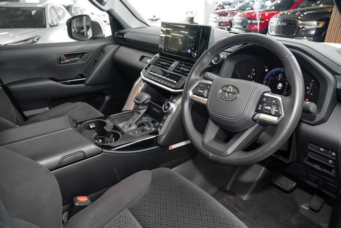 2025 Toyota Landcruiser GX
