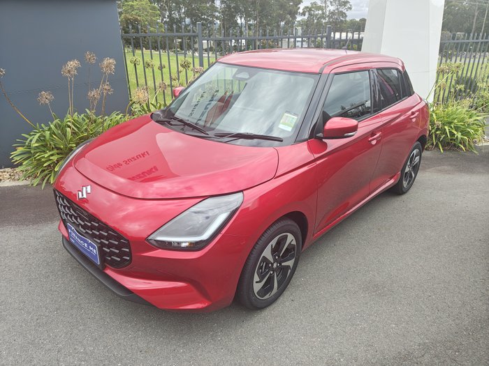 2025 SUZUKI Swift GLX