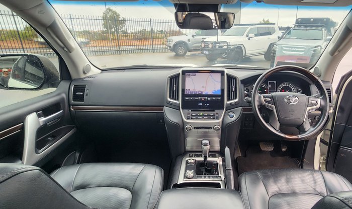 2021 Toyota LANDCRUISER Sahara