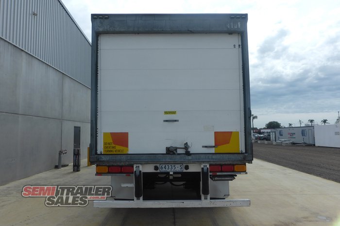 2006 Maxitrans Bogie Refrigerated Pantech