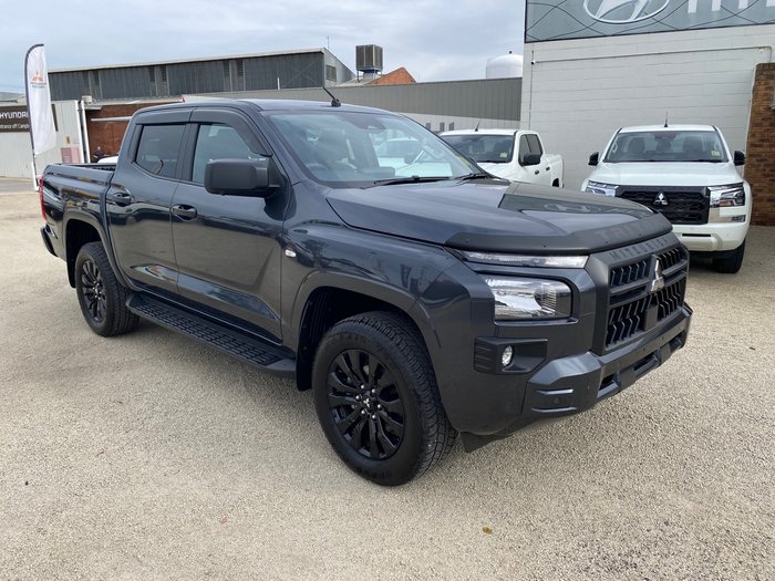 2025 MITSUBISHI Triton
