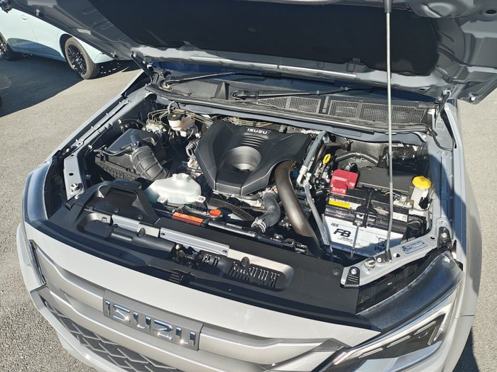 2025 ISUZU D-MAX LS-U+