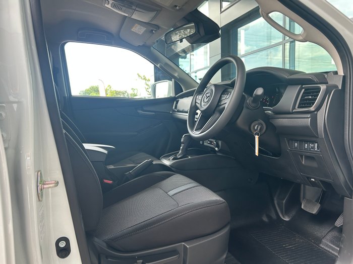 2025 Mazda BT-50 XS