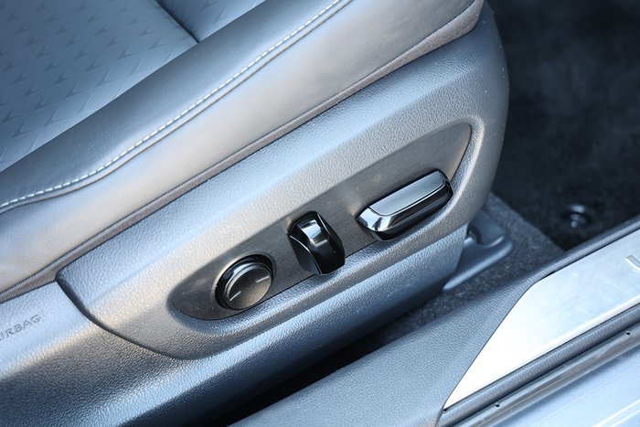 2020 Lexus UX250h Luxury 2.0L Hybrid Auto E-CVT SUV