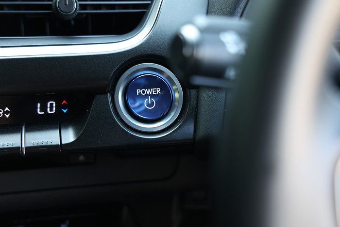 2020 Lexus UX250h Luxury 2.0L Hybrid Auto E-CVT SUV